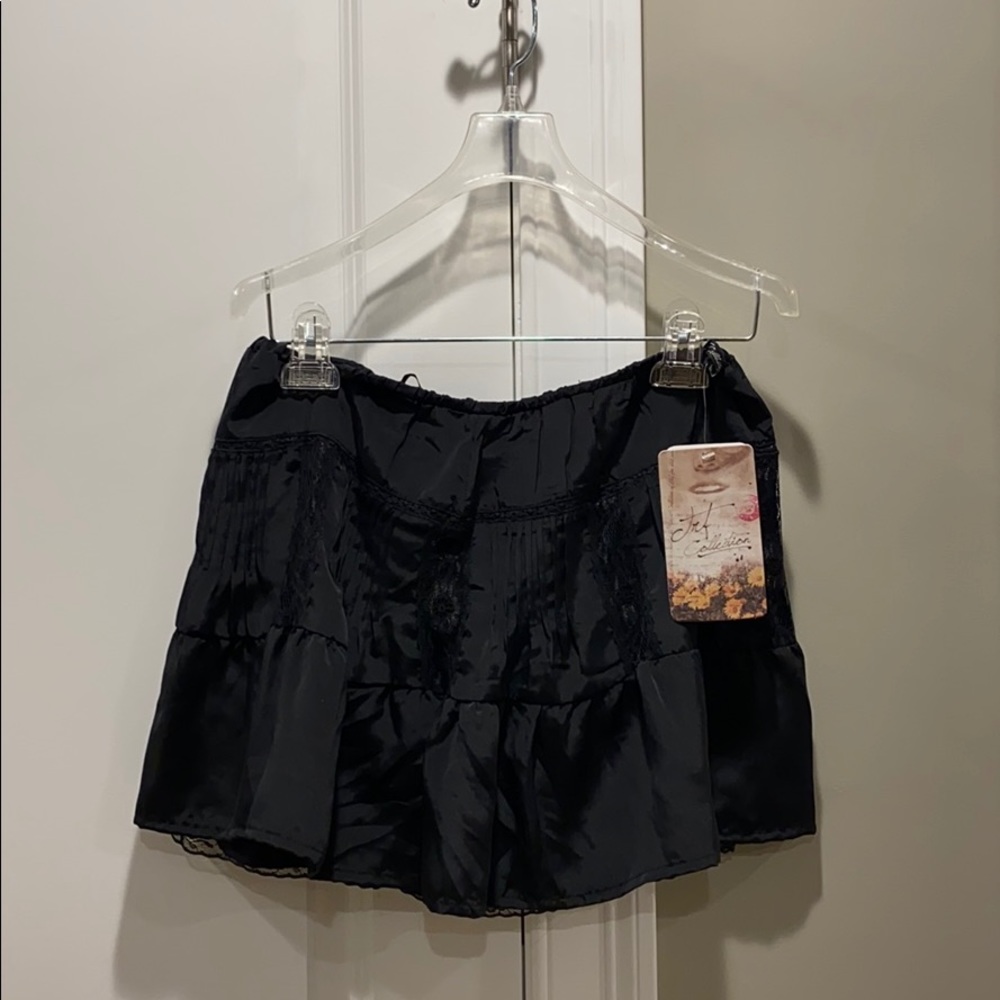 Zara Skirt Size M
